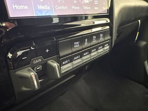 New 2026 RAM 3500 Tradesman AWD/4WD image 39