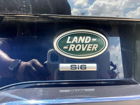 Used 2018 Land Rover Discovery SE AWD/4WD image 31
