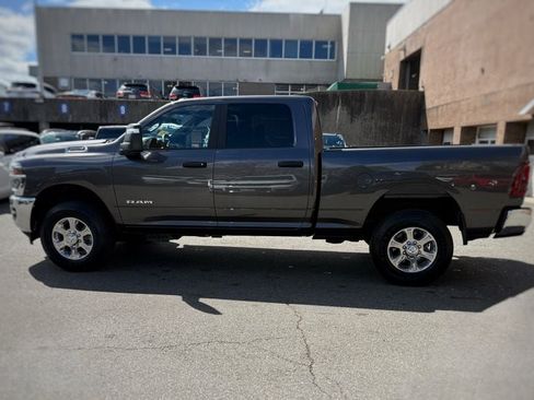 New 2025 RAM 2500 Big Horn AWD/4WD image 14