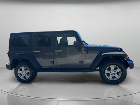 Used 2017 Jeep Wrangler Unlimited Sport w/ Quick Order Package 24S image 31