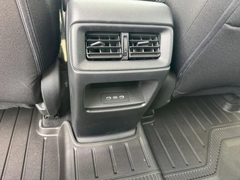 Used 2026 Honda CR-V EX image 9