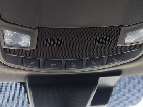 Used 2020 Ford F550 2WD Regular Cab Super Duty image 31