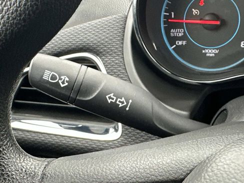 Used 2017 Chevrolet Cruze LT image 24