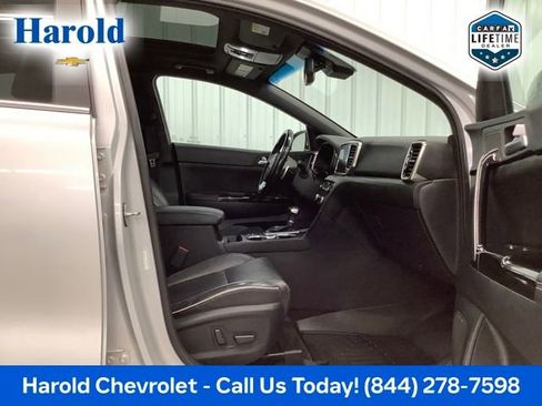 Used 2022 Kia Sportage SX image 11