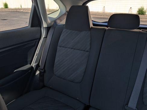 Used 2023 Kia Seltos LX AWD/4WD image 12
