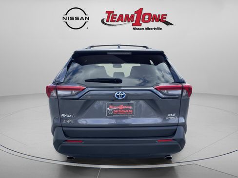 Used 2023 Toyota RAV4 XLE image 6