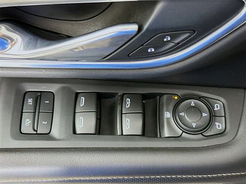 Used 2021 GMC Yukon SLT image 20