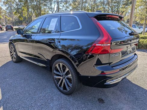 Certified 2023 Volvo XC60 B5 Ultimate w/ Protection Package Premier image 6