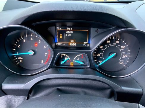 Used 2018 Ford Escape SE image 25