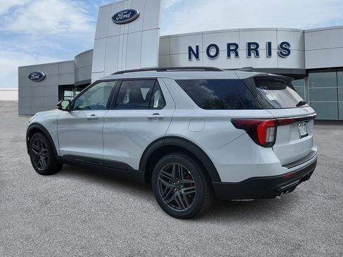 New 2026 Ford Explorer ST image 3