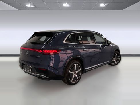 Used 2023 Mercedes-Benz EQS 580 4MATIC SUV image 8