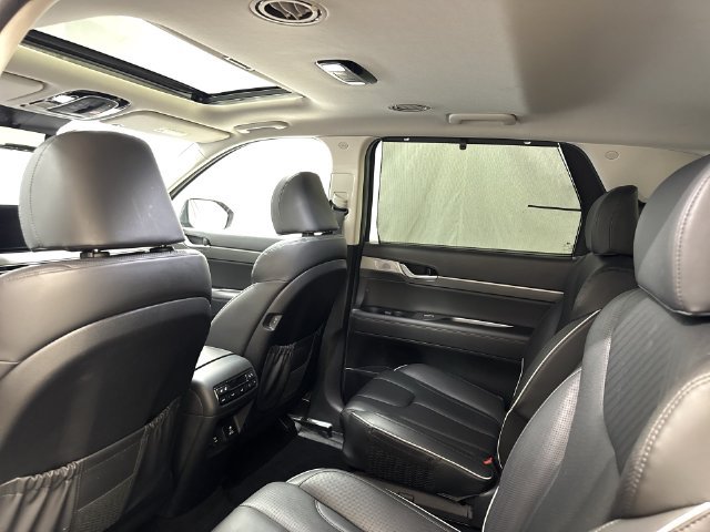 Used 2024 Hyundai Palisade SEL w/ Premium Package AWD/4WD image 14