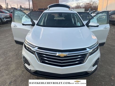 Used 2023 Chevrolet Equinox Premier image 9