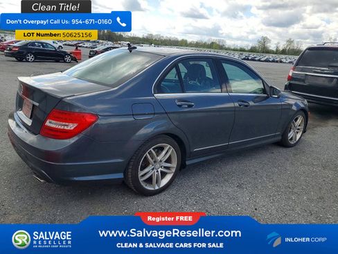 Used 2014 Mercedes-Benz C 300 4MATIC Sedan image 4