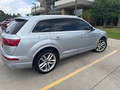 Used 2018 Audi Q7 3.0T Prestige w/ Prestige Package AWD/4WD image 3