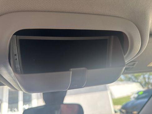 Used 2024 Chevrolet Equinox LT image 35