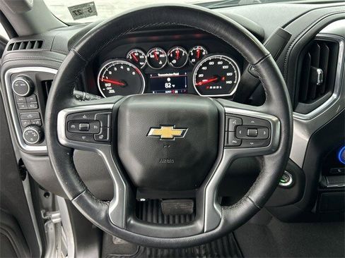 Used 2022 Chevrolet Silverado 1500 LT image 18