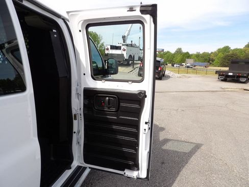 Used 2024 Chevrolet Express 2500 w/ Driver Convenience Package image 26