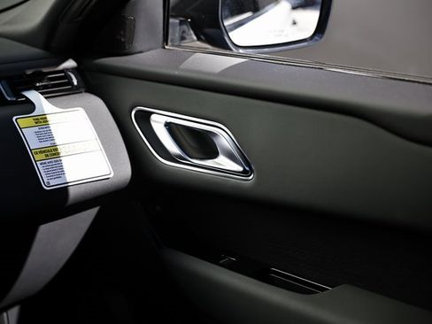 New 2026 Land Rover Range Rover Velar Dynamic SE image 36