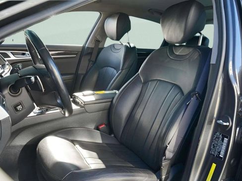 Used 2019 Genesis G80 3.8 image 40