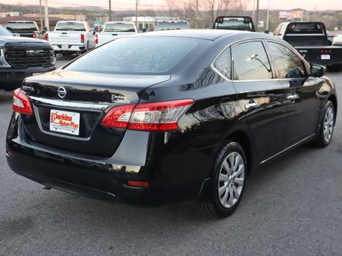 Used 2015 Nissan Sentra S image 7