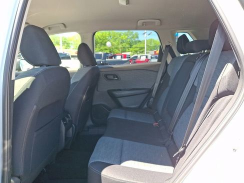 Used 2021 Nissan Rogue S AWD/4WD image 12