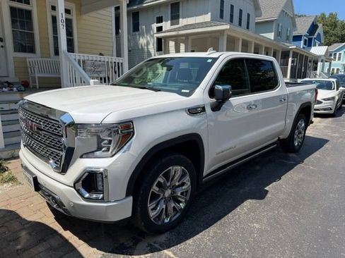 Used 2022 GMC Sierra 1500 Denali w/ Denali Reserve Package AWD/4WD image 1