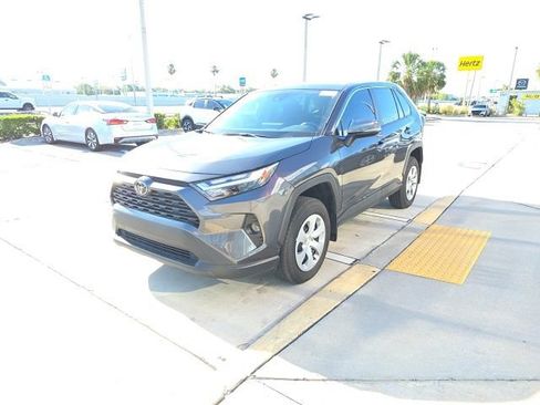 Used 2025 Toyota RAV4 LE image 8