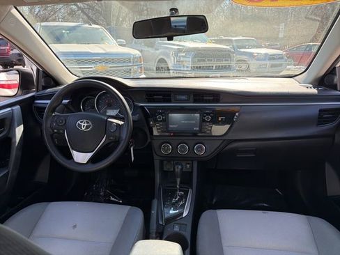 Used 2016 Toyota Corolla L FWD image 11