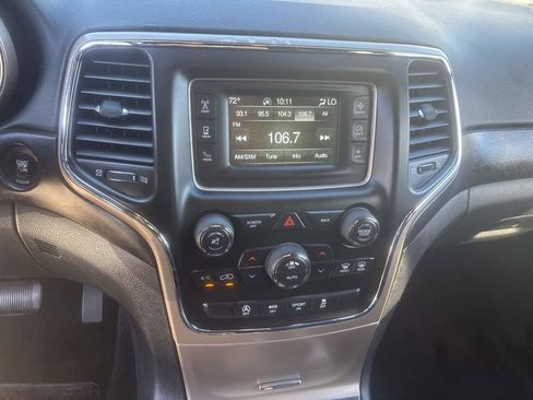 Used 2016 Jeep Grand Cherokee Laredo w/ Quick Order Package 23E image 16