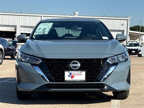New 2025 Nissan Sentra SV image 3