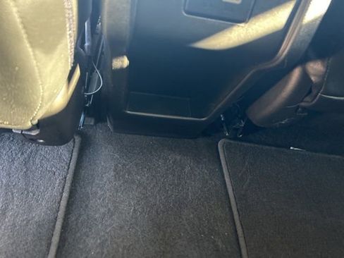 Used 2019 Chevrolet Blazer LT FWD image 45