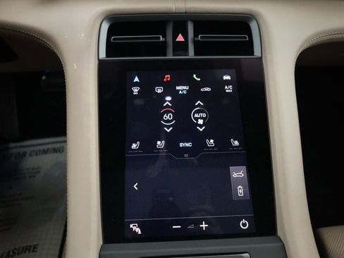 Used 2020 Porsche Taycan Turbo S image 16