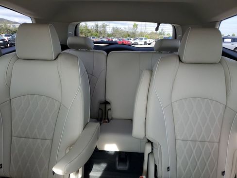 Used 2023 Buick Enclave Avenir w/ Avenir Technology Package image 13