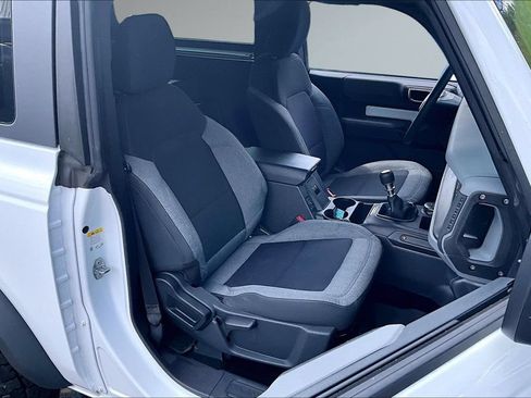 Used 2022 Ford Bronco 2-Door AWD/4WD image 28