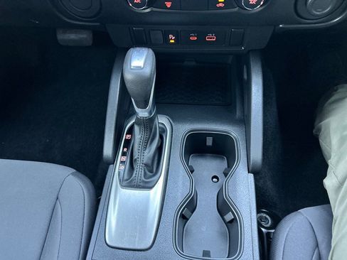 Used 2022 Nissan Frontier S w/ Technology Package image 33