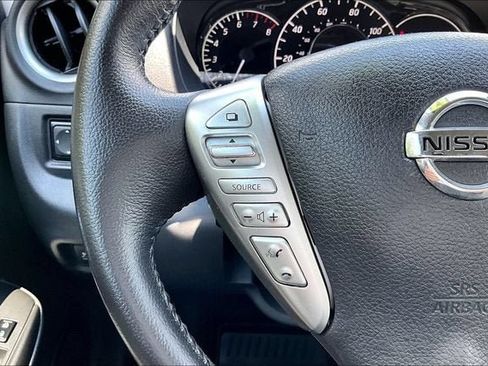 Used 2017 Nissan Versa Note FWD image 20