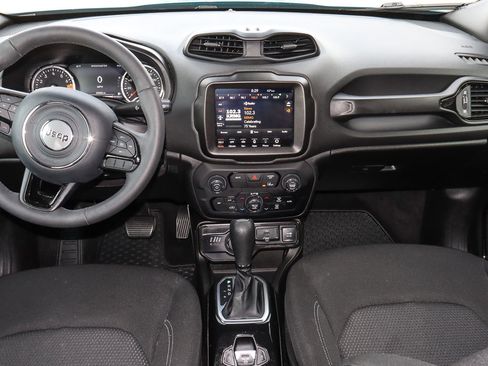 Used 2022 Jeep Renegade Altitude image 10