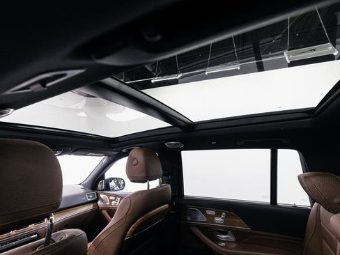 Certified 2024 Mercedes-Benz GLS 450 4MATIC image 26