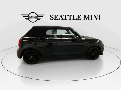 Certified 2023 MINI Cooper S image 12