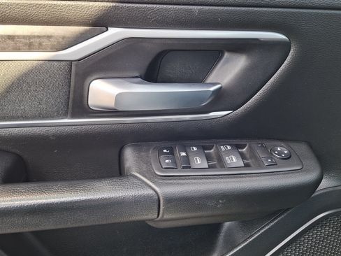 Used 2022 RAM 1500 Big Horn AWD/4WD image 17
