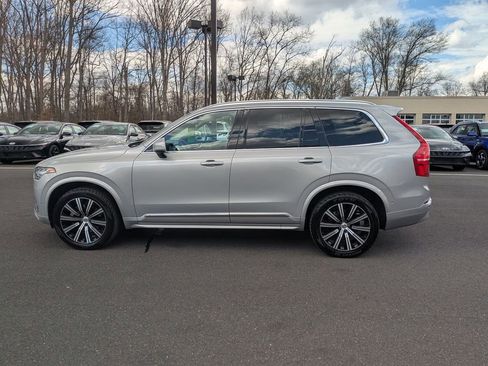 Used 2023 Volvo XC90 B5 Plus AWD/4WD image 8