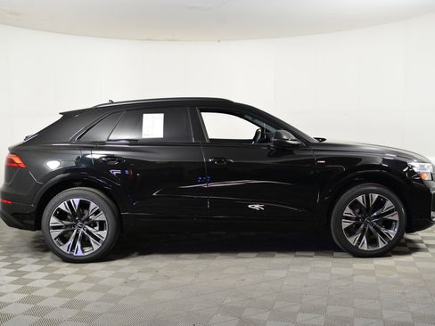New 2026 Audi Q8 Premium Plus image 7