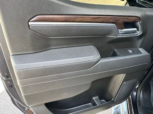 Used 2025 GMC Sierra 1500 SLT w/ SLT Premium Plus Package image 25