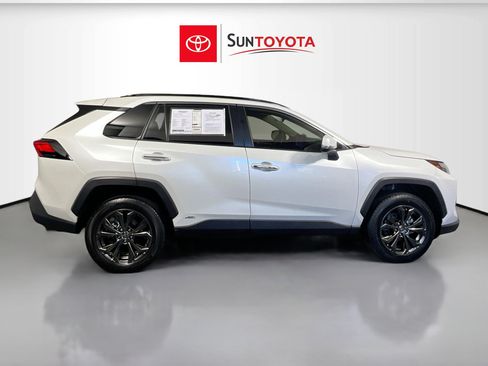 Used 2024 Toyota RAV4 Limited image 2