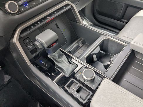 Used 2024 Toyota Tundra Limited w/ TRD Off-Road Package AWD/4WD image 26