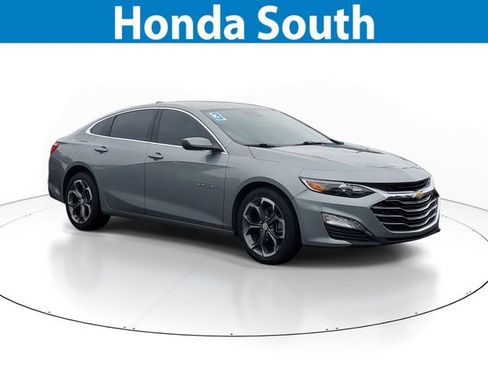 Used 2024 Chevrolet Malibu LT FWD image 1