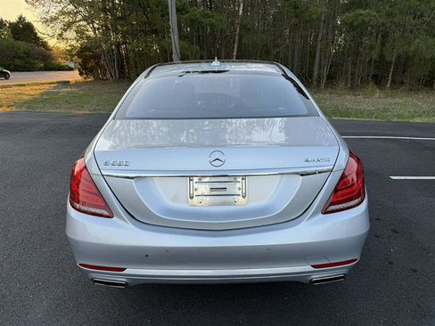 Used 2015 Mercedes-Benz S 550 4MATIC Sedan image 5