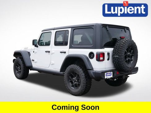 Used 2025 Jeep Wrangler Unlimited Sport AWD/4WD image 4