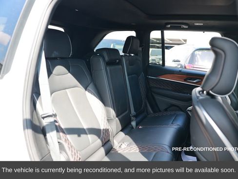 Used 2022 Jeep Grand Cherokee Summit image 13
